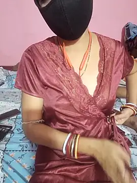 Couple hot999 online show from May 12, 2026, 7:53 pm