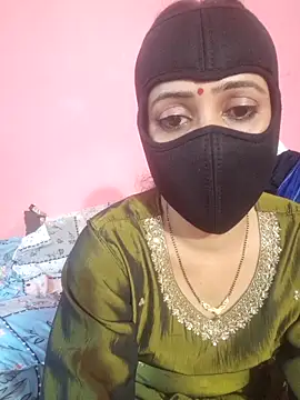 Couple hot999 online show from May 10, 2026, 8:07 am