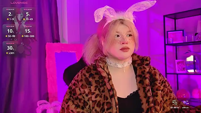 LilithNlsn online show from March 15, 2026, 2:35 pm