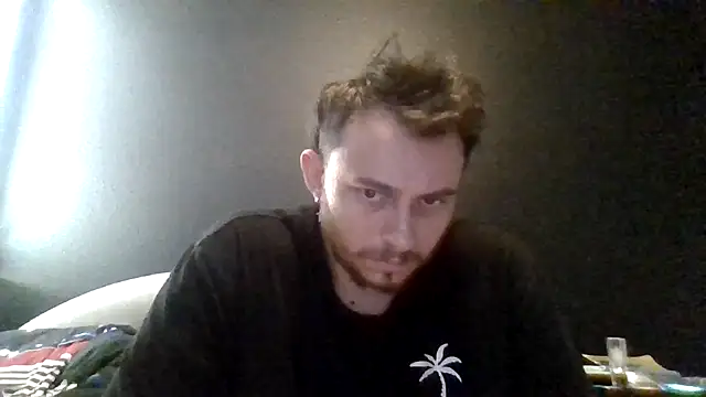 TallHungandCloudy69 online show from May 17, 2026, 3:34 pm