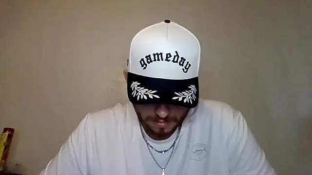 TallHungandCloudy69 online show from April 12, 2026, 10:35 pm