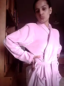 MissElen online show from March 26, 2026, 2:37 pm