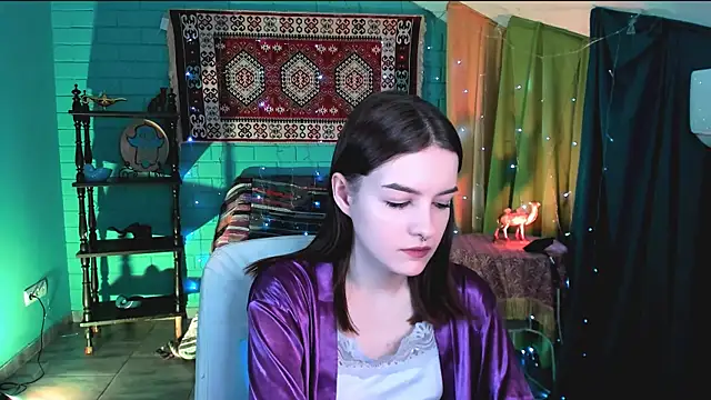 KellieBanshe online show from April 9, 2026, 4:25 am