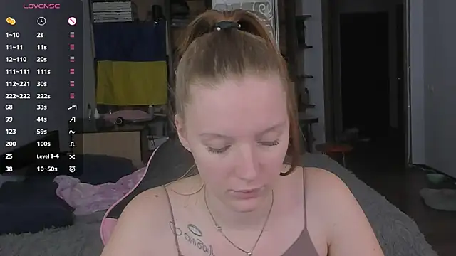 Mary Blu online show from November 30, 2025, 11:22 am