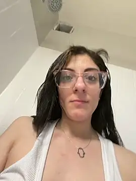 Mariyyumyums online show from May 18, 2026, 8:08 am