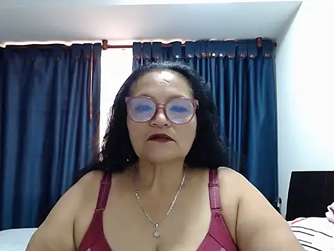 Snapshot of _BellaNocturna chatting on August 1, 2026, 9:24 pm BellaNocturna online show from August 1, 2026, 9:24 pm