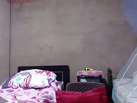 Snapshot of _BellaNocturna chatting on May 14, 2026, 1:02 am BellaNocturna online show from May 14, 2026, 1:02 am