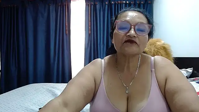 Snapshot of _BellaNocturna chatting on July 28, 2026, 7:15 pm BellaNocturna online show from July 28, 2026, 7:15 pm