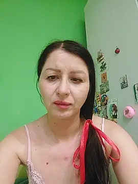 Snapshot of TenderAndSweetX chatting on March 2, 2026, 8:05 pm TenderAndSweetX online show from March 2, 2026, 8:05 pm