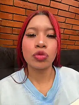 Cherry Charlottee online show from June 10, 2026, 7:37 pm