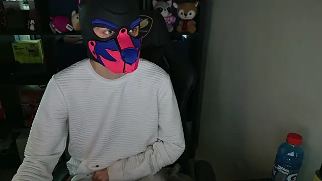 Snapshot of MellPUP chatting on April 5, 2026, 1:12 am MellPUP online show from April 5, 2026, 1:12 am