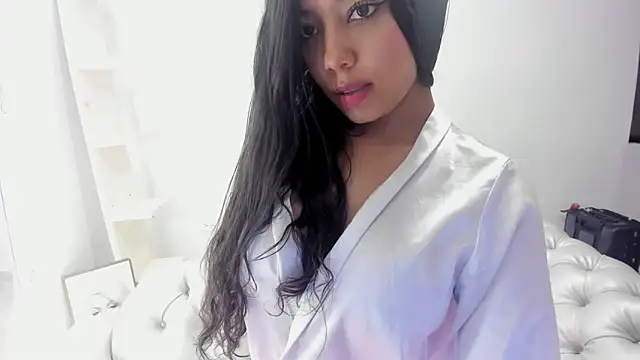 KoralCruz  online show from March 6, 2026, 1:50 pm