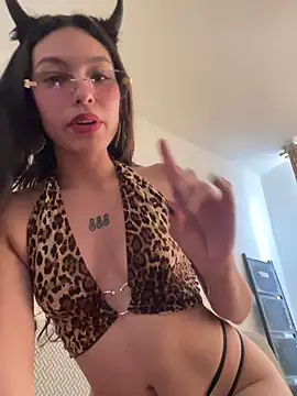 SweetCherry   online show from March 10, 2026, 6:34 pm