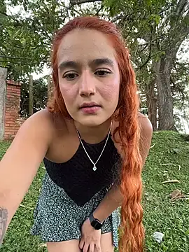 isabella ferrer99 online show from March 18, 2026, 9:26 pm