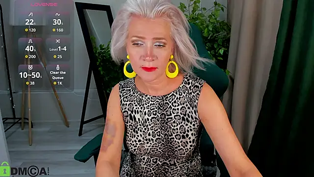 Snapshot of Ledi_Luna chatting on June 10, 2026, 9:10 am Ledi Luna online show from June 10, 2026, 9:10 am