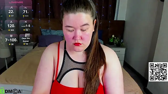 Snapshot of Miss_Triss chatting on June 14, 2026, 7:53 am Miss Triss online show from June 14, 2026, 7:53 am