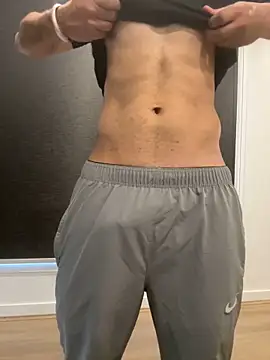 Snapshot of hitman1208_ chatting on March 5, 2026, 8:00 am hitman1208 online show from March 5, 2026, 8:00 am