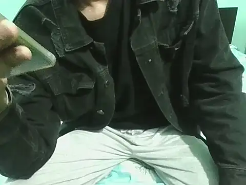 Siixxnn online show from March 6, 2026, 7:36 am