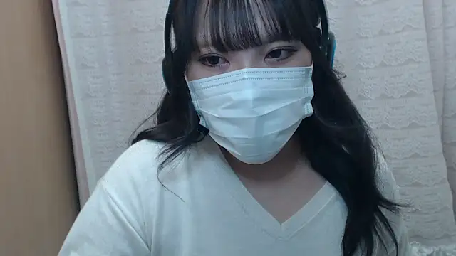 suzuchan0918 online show from March 4, 2026, 11:07 am