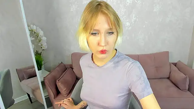 Snapshot of Ellish_Hill chatting on March 21, 2026, 9:25 am Ellish Hill online show from March 21, 2026, 9:25 am