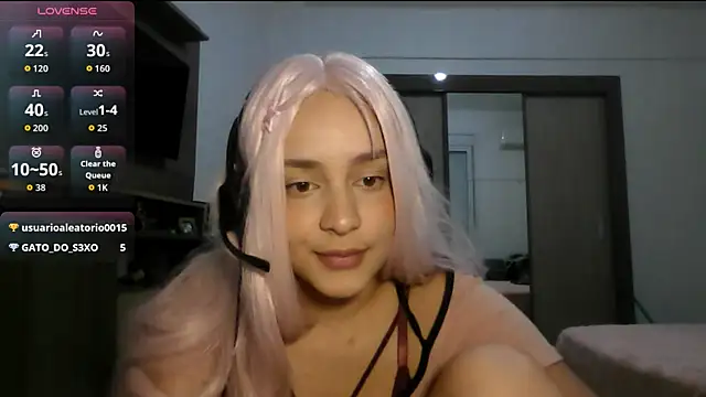 Willowlk online show from April 18, 2026, 12:02 am