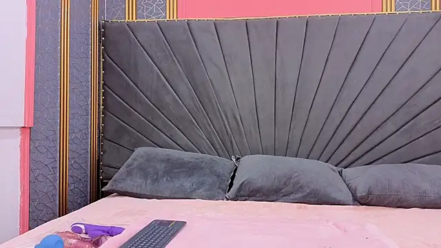 Kaely-Hot- online show from March 30, 2026, 2:18 pm