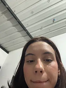 Nicole Cute04 online show from May 28, 2026, 5:15 am