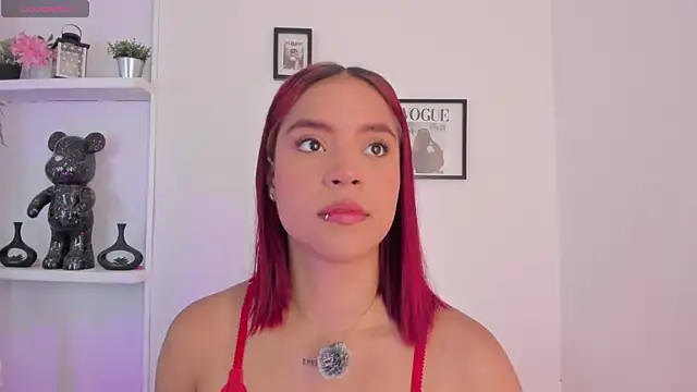 Snapshot of Im_Scarlett_ chatting on May 4, 2026, 6:44 pm Im Scarlett online show from May 4, 2026, 6:44 pm