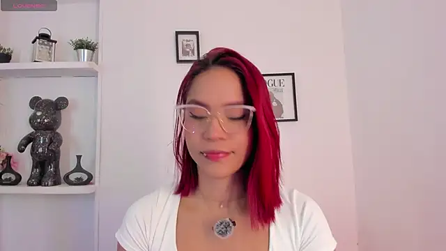 Im Scarlett  online show from April 23, 2026, 6:20 pm