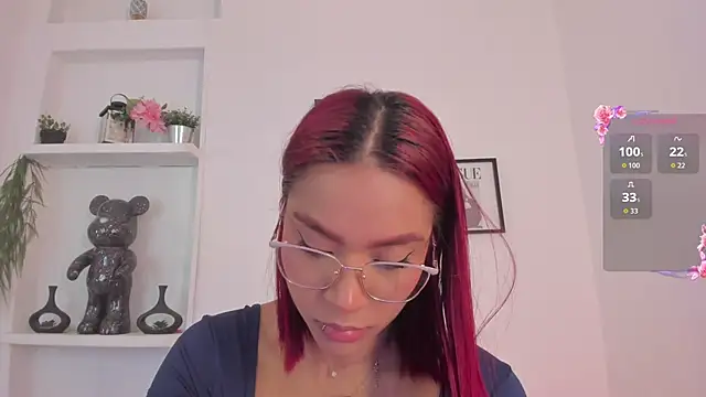 Im Scarlett  online show from April 24, 2026, 6:21 pm