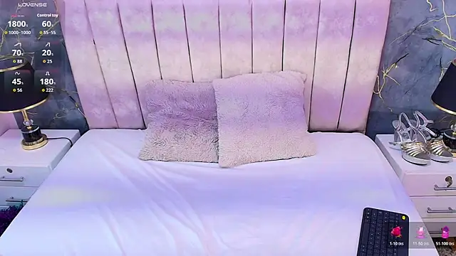 Mystic queen online show from April 7, 2026, 5:15 pm