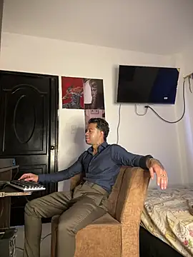 Kenny romano online show from April 19, 2026, 7:05 pm