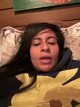 Geovana blan online show from May 4, 2026, 4:49 am
