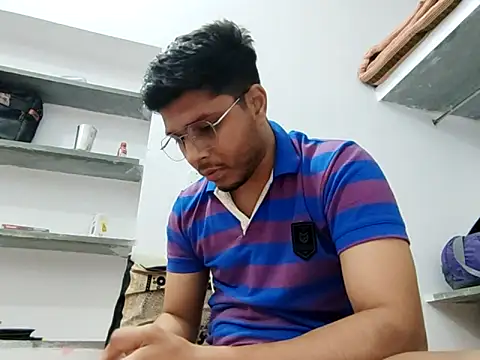 Snapshot of boyzyzk chatting on March 3, 2026, 7:21 pm boyzyzk online show from March 3, 2026, 7:21 pm