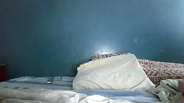 KendraBoss online show from April 21, 2026, 9:27 am