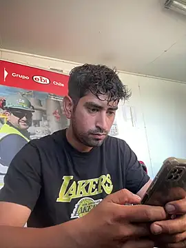 Snapshot of Kiddanakin chatting on March 3, 2026, 10:06 pm Kiddanakin online show from March 3, 2026, 10:06 pm