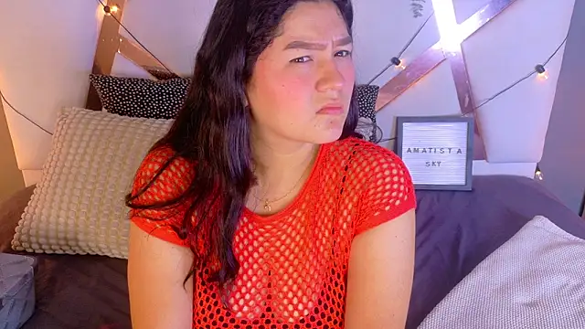 AmatistaSky   online show from April 15, 2026, 11:38 am