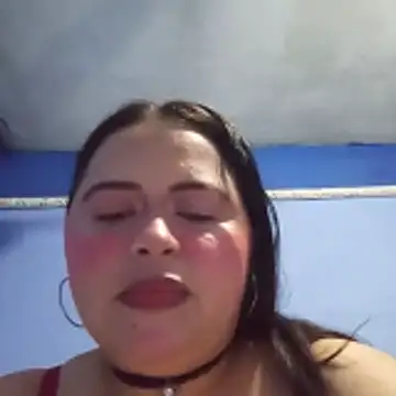 Snapshot of violetapeeveet chatting on June 6, 2026, 6:29 am violetapeeveet online show from June 6, 2026, 6:29 am