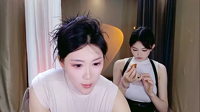 Banana-Milk69 online show from May 18, 2026, 1:17 am