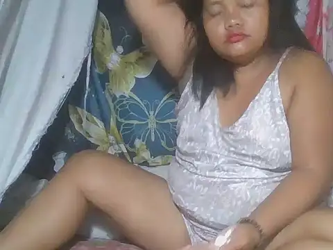 Pinaybigpussy24 online show from May 19, 2026, 8:16 pm