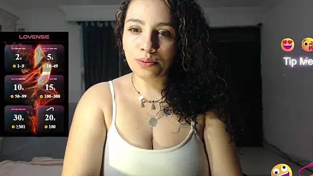 Snapshot of melany_montenegro chatting on April 8, 2026, 6:26 am melany montenegro online show from April 8, 2026, 6:26 am