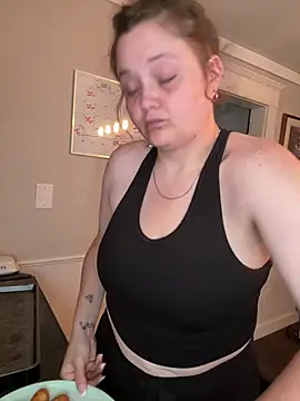 highimmaryjane online show from June 24, 2026, 5:44 pm