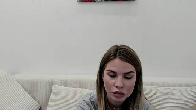 Snapshot of MollyCem chatting on March 15, 2026, 4:58 pm MollyCem online show from March 15, 2026, 4:58 pm