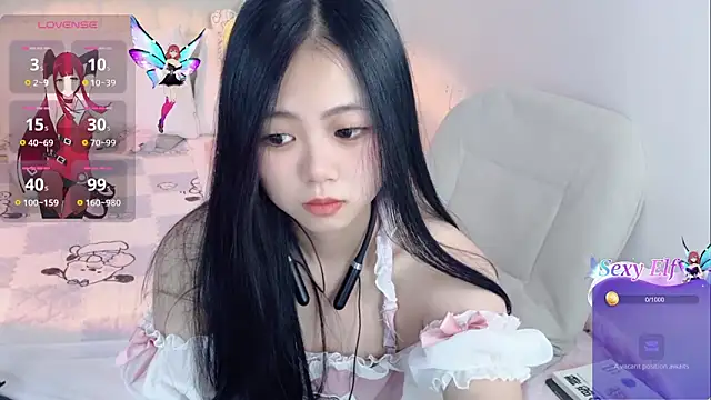 Noelle-2007 online show from May 24, 2026, 8:09 pm