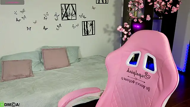 Sugar Kitten12 online show from April 24, 2026, 2:02 am