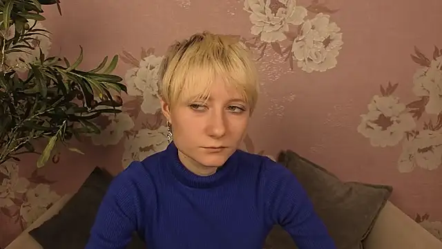 AudreaGaribai online show from March 5, 2026, 8:33 am