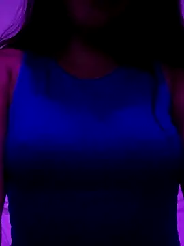 MidnightVelvet23 online show from March 5, 2026, 2:46 pm