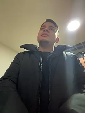 OliverTabordaa online show from April 6, 2026, 5:36 pm