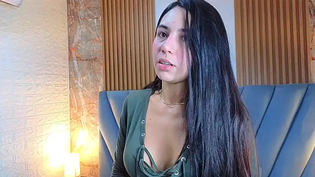 LyraenBlue online show from March 10, 2026, 6:01 pm