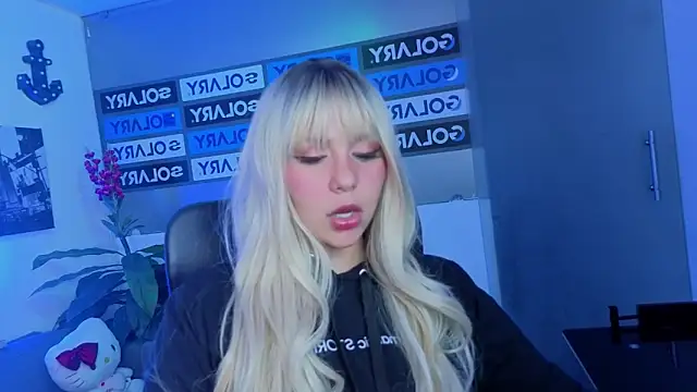 Snapshot of Ivy_Brown_ chatting on May 27, 2026, 3:47 am Ivy Brown online show from May 27, 2026, 3:47 am